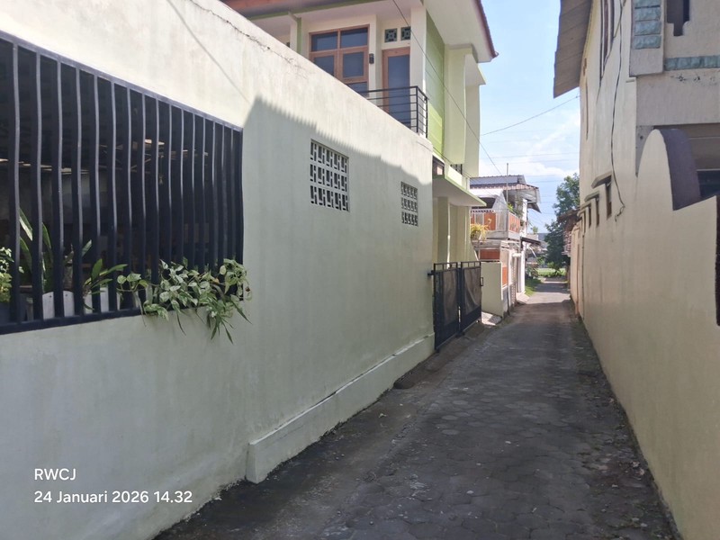 Peluang Bisnis Strategis Rumah & Toko 2 Lantai di Posisi Hook Bangunharjo, Sewon, Bantu