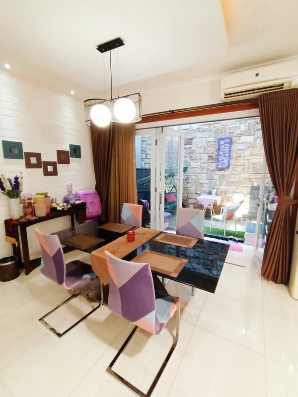 Rumah Eksklusif Lokasi Premium Kencana Loka - BSD City