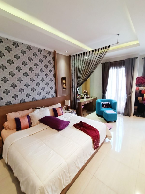 Rumah Eksklusif Lokasi Premium Kencana Loka - BSD City