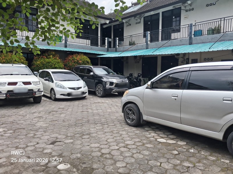 Investasi Kost Eksklusif 27 Kamar + Ruko Strategis Area Kampus & Bisnis, di Condongcatur, Depok, Sleman