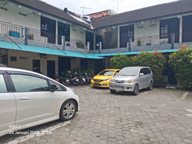 Investasi Kost Eksklusif 27 Kamar + Ruko Strategis Area Kampus & Bisnis, di Condongcatur, Depok, Sleman