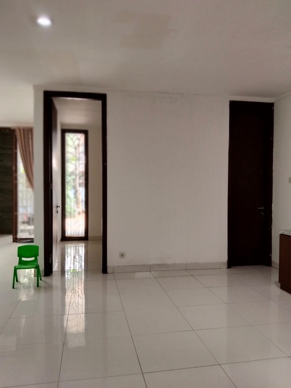 [DISEWA] Rumah 2 Lantai Siap Huni Lokasi Strategis di Bintaro Sektor 9