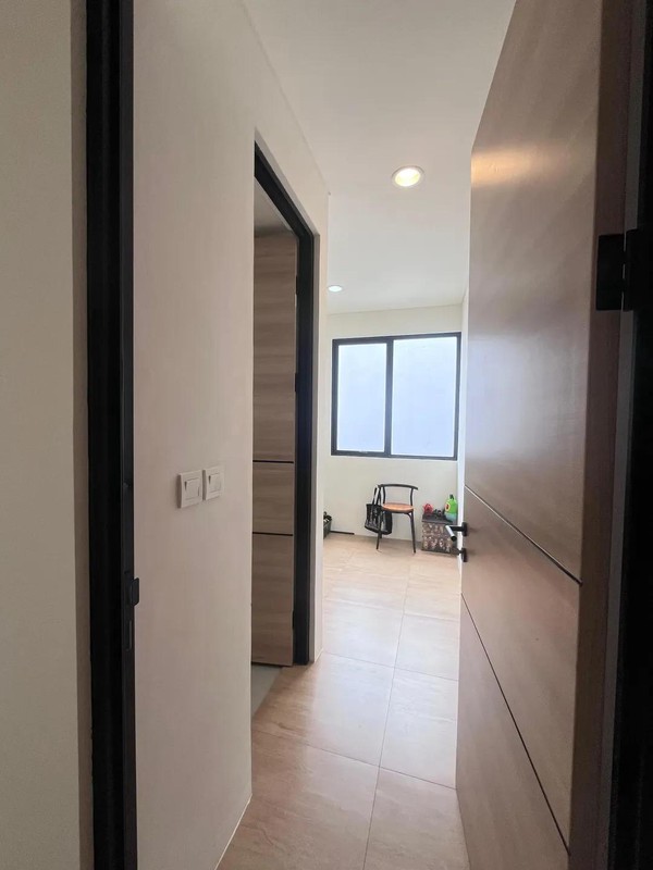 Flash Sale. Rumah bagus Park Serpong cluster Cendana Crest, Serpong