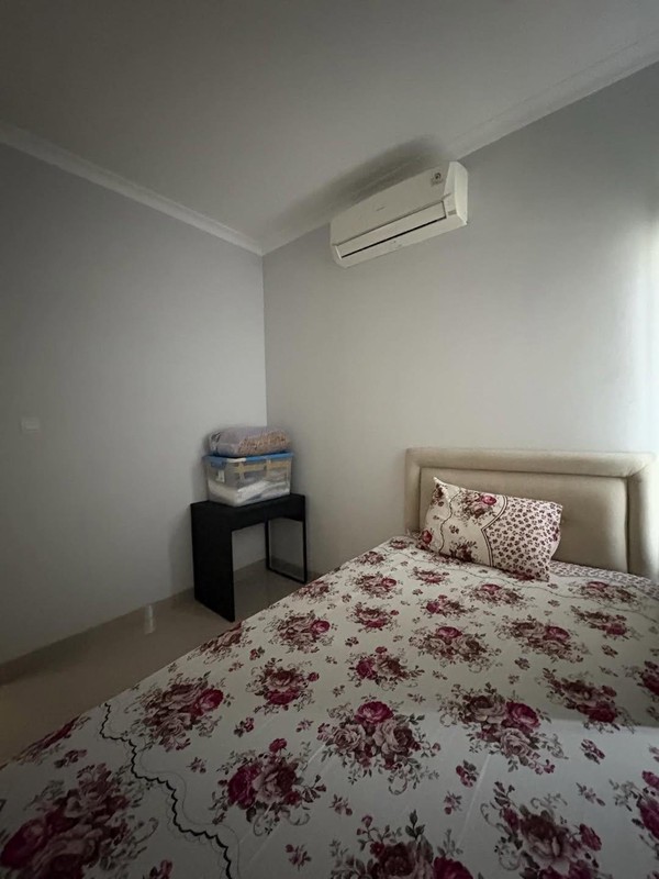 Flash Sale. Rumah rapih terawat Malibu Village, Gading Serpong