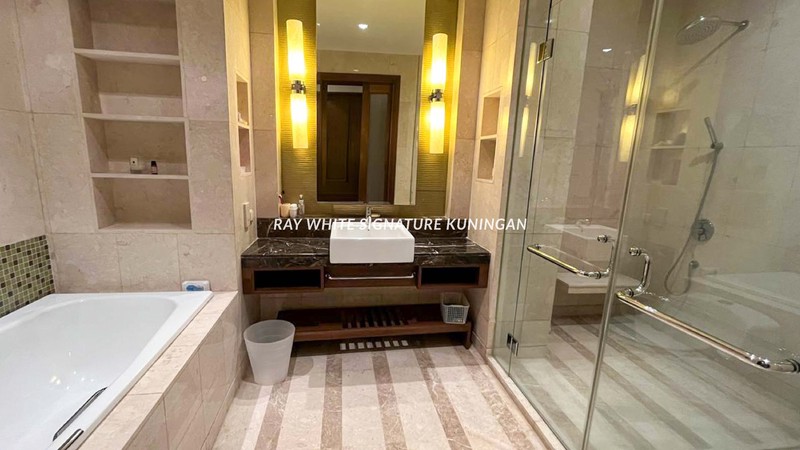 Apartemen Mewah Oakwood Premier Cozmo Disewakan di Mega Kuningan