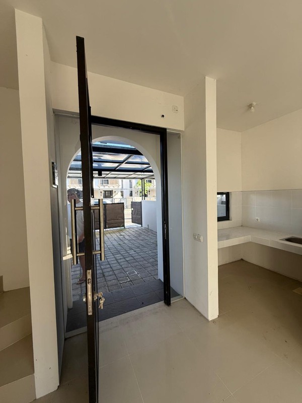 Rumah amesta living dekat bandara juanda gunung anyar surabaya timur