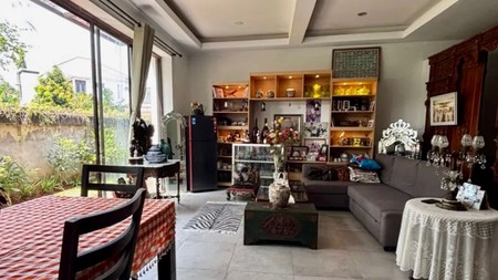 Rumah Siap Huni dengan Hunian Nyaman dan Asri di Bintaro Sektor 7