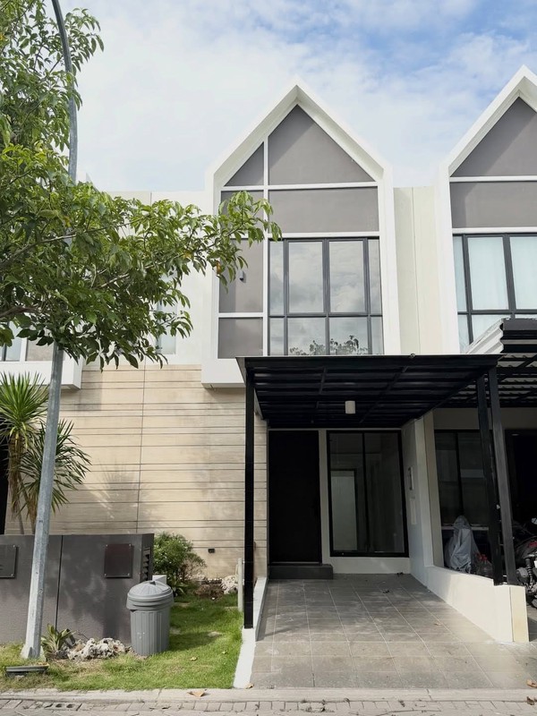 Dijual Rumah Northwest Park, Citraland, Surabaya Barat Full renovasi; siap huni