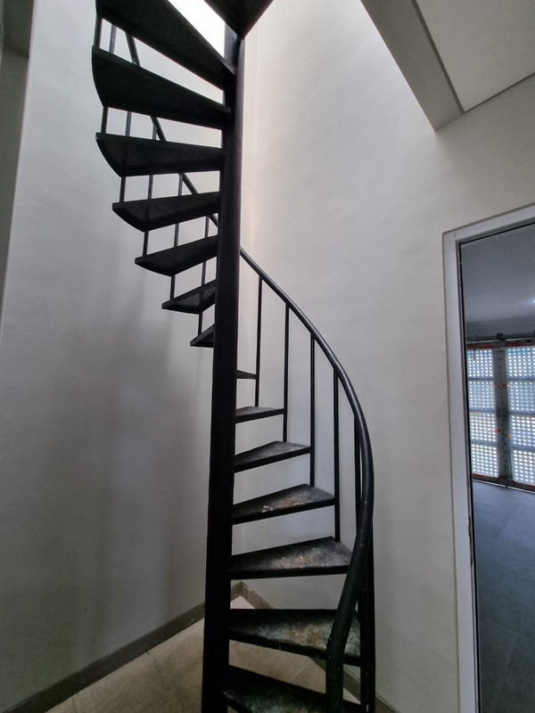 Jarang Ada. Rumah Mewah Granada Alicante, Gading Serpong