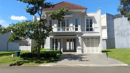 Jarang Ada. Rumah Mewah Granada Alicante, Gading Serpong