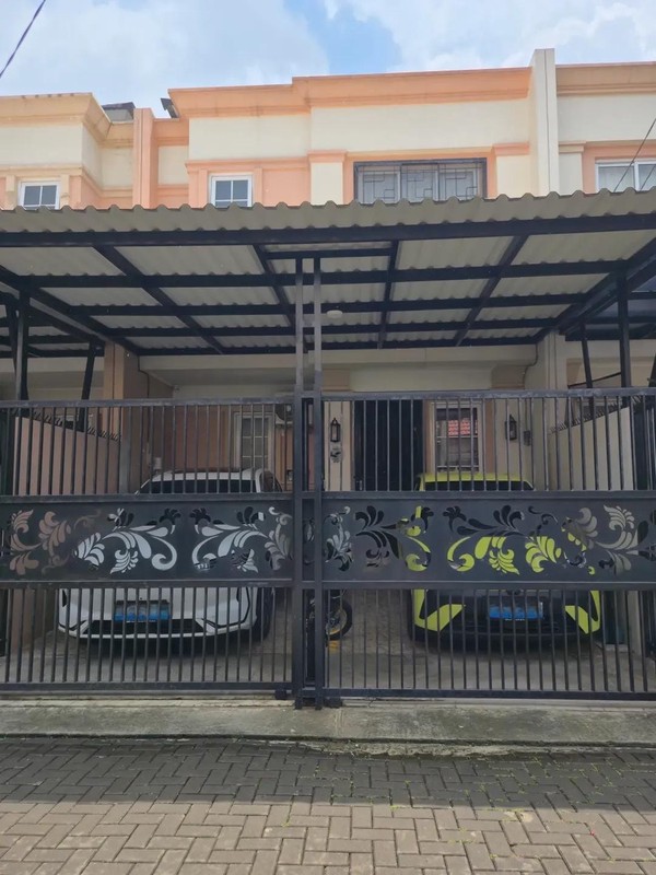 Flash Sale. Rumah bagus Savia Park, BSD