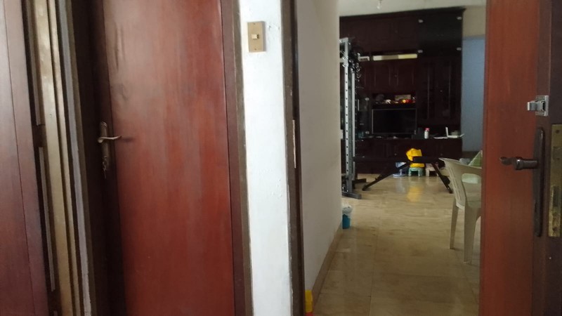 Rumah Cantik, Lingkungan Nyaman Asri, Di Jalan Utama Komplek Kalibata Indah, Dekat Kalibata City.