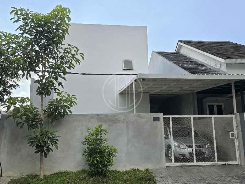 JUAL CEPAT RUMAH SIAP HUNI FULLY FURNISHED !! Raya Bukit Palma Citraland 