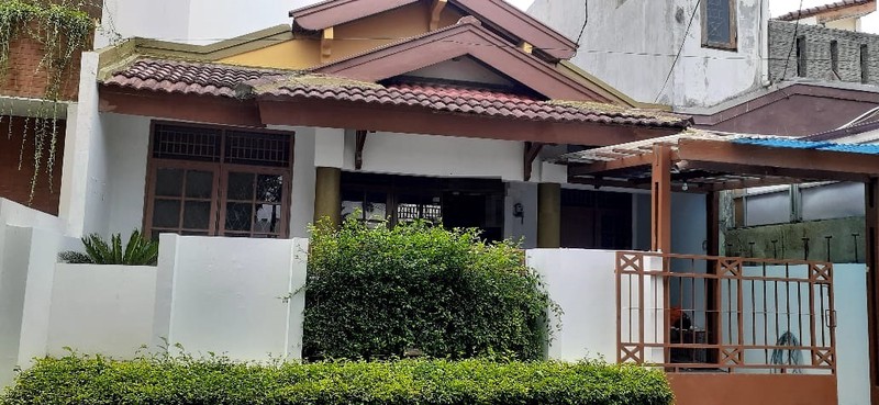 Rumah 1 Lantai, Lokasi Strategis di Bintaro