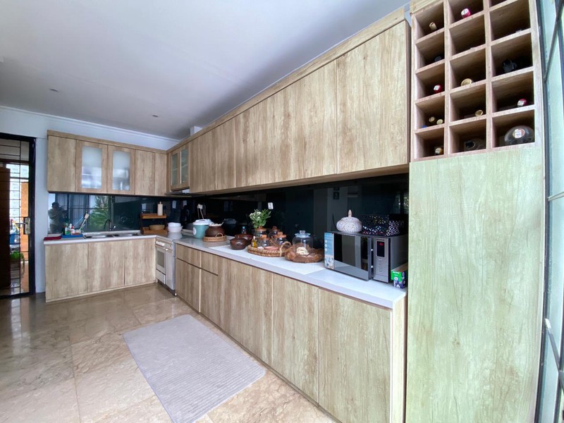 Cinere blok a luas 550 rumah private swimpool kompek depan cinmal