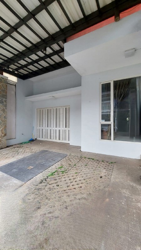 Rumah Asri di Bintaro Sektor 7 Lokasi Strategis Siap Huni SHM