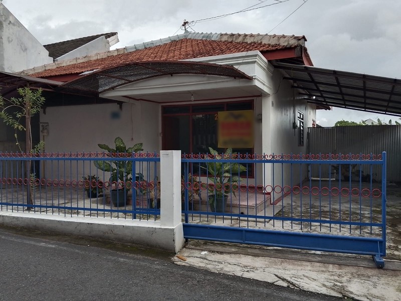 Rumah Nyaman Strategis Halaman Luas & Lingkungan Tenang di Caturtunggal, Depok, Sleman