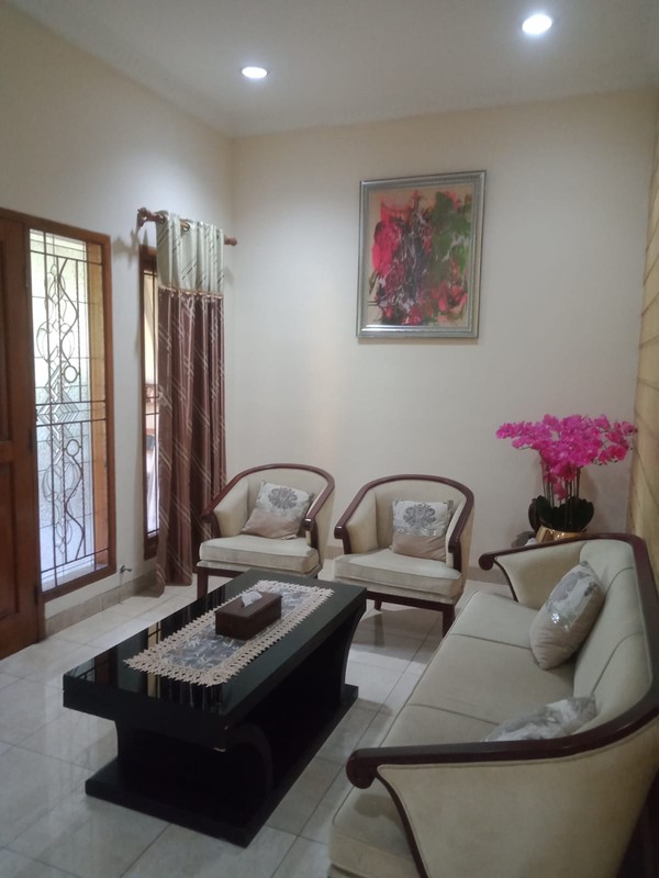 Rumah komplek Bumi Pusaka Cinere, asri dan nyaman...