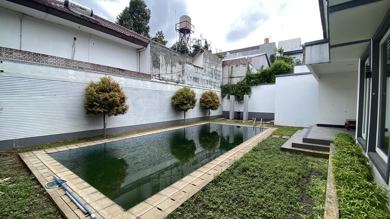 REPOSISI HARGA! RUMAH SIAP HUNI DI BANGKA, JAKARTA SELATAN