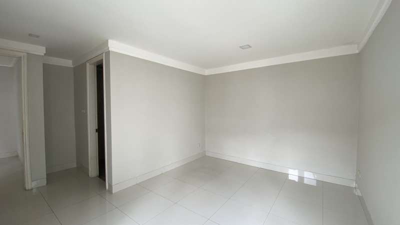 REPOSISI HARGA! RUMAH SIAP HUNI DI BANGKA, JAKARTA SELATAN