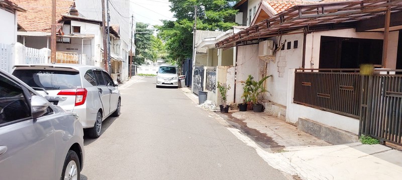 Rumah Bagus Siap Huni di Jl Danau Bekuan, Bendungan Hilir, DKI Jakarta