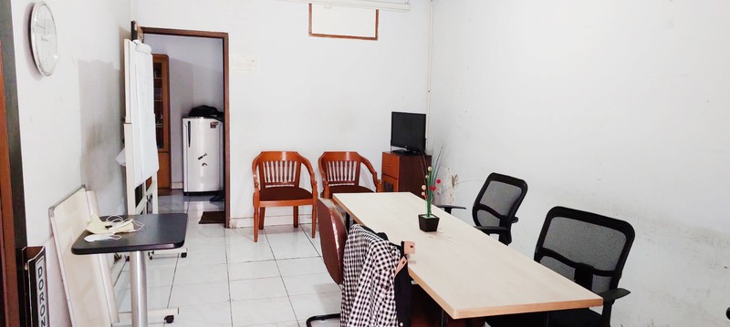 Rumah Bagus Siap Huni di Jl Danau Bekuan, Bendungan Hilir, DKI Jakarta