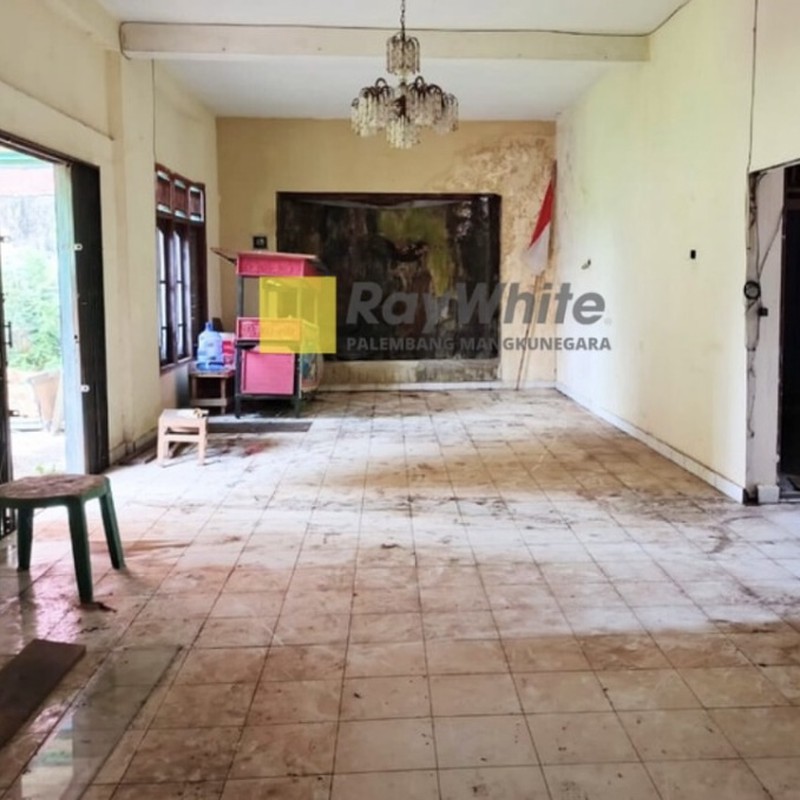 DIJUAL BEKAS KANTOR DEKAT DENGAN KOREM 044 GARUDA DEMPO
