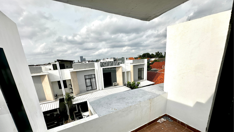Rumah Ready Siap Huni DP 0% The View Bintaro | 3 KT 2 KM | Akses KRL & Fasilitas Lengkap