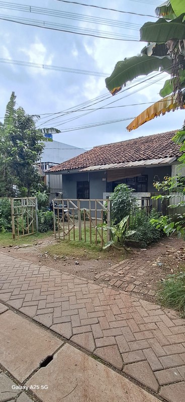 [Dijual] Rumah Hook Siap Huni dengan Hunian Nyaman dan Asri di Karang Tengah, Tangerang