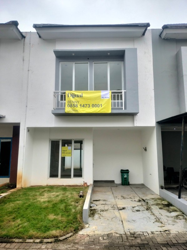 RUMAH STRATEGIS DI WELLINGTON RESIDENCE