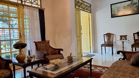 Rumah Siap Huni dengan halaman luas di Cluster Garuda Bintaro, Jakarta Selatan