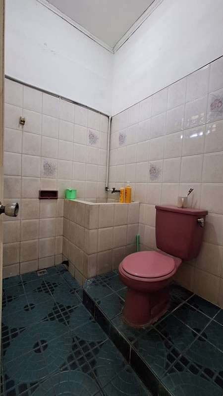 Rumah Siap Huni dengan halaman luas di Cluster Garuda Bintaro, Jakarta Selatan