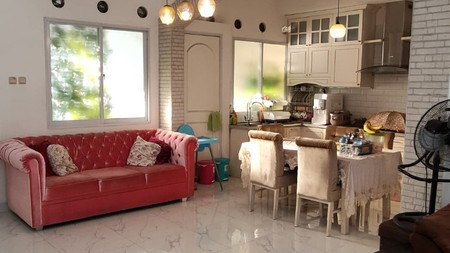 Rumah Bagus di Oriana Permata Sektor 9