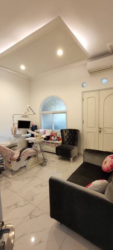 Rumah Bagus di Oriana Permata Sektor 9