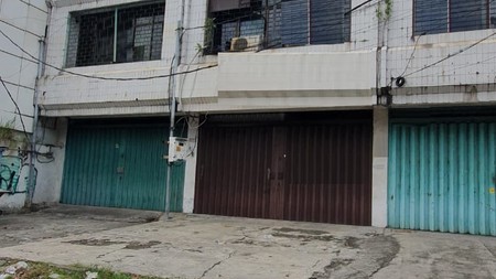 Disewakan Ruko 3 lantai di Jalan Kranggan Surabaya Pusat