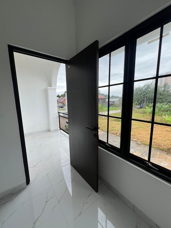 Rumah Minmalis, Brand New, Bagus Lingkungan aman dan Nyaman di CIater- Tangsel