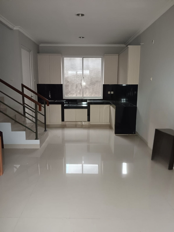 Cluster Exclusive Rumah Baru 2 Lantai Siap Huni Mewah Di Cipayung, Jakarta Timur