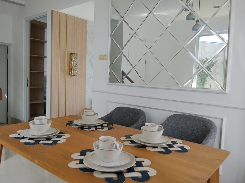 Cluster Exclusive Rumah Baru 2 Lantai Furnished di Cipayung, Jakarta Timur