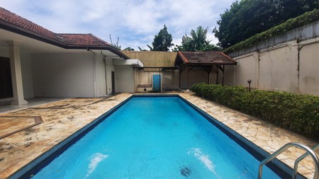 Dijual rumah siap pakai daerah ampera jakarta selatan