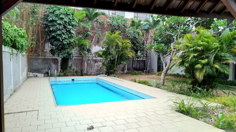 Dijual rumah siap pakai daerah ampera jakarta selatan