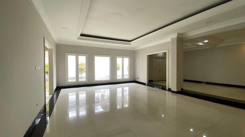 Rumah siap huni, Bangka area, Jakarta selatan 21M reposisi menjadi 14,5M (Nego)