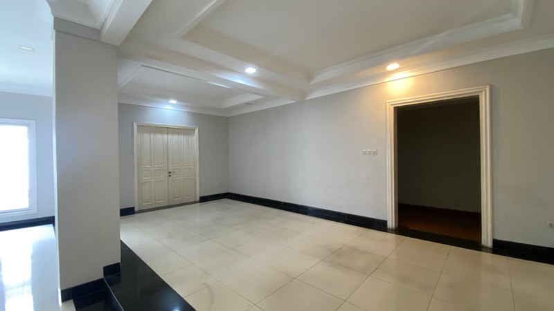 Rumah siap huni, Bangka area, Jakarta selatan 21M reposisi menjadi 14,5M (Nego)