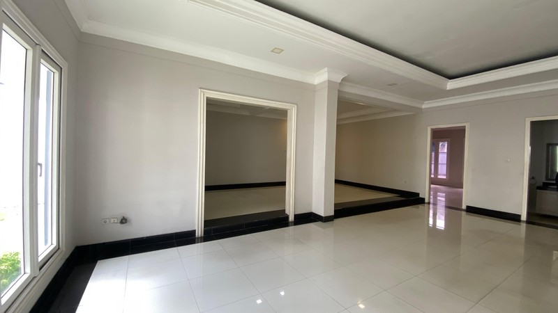 Rumah siap huni, Bangka area, Jakarta selatan 21M reposisi menjadi 14,5M (Nego)