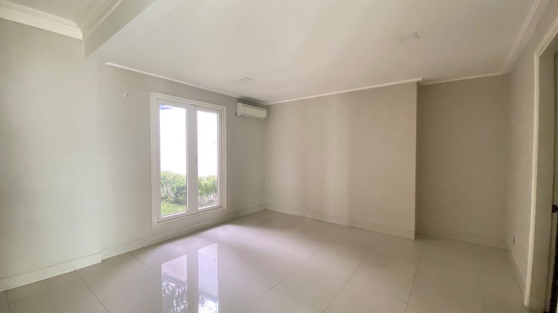 Rumah siap huni, Bangka area, Jakarta selatan 21M reposisi menjadi 14,5M (Nego)