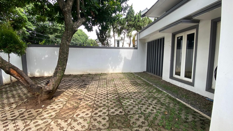 Rumah siap huni, Bangka area, Jakarta selatan 21M reposisi menjadi 14,5M (Nego)