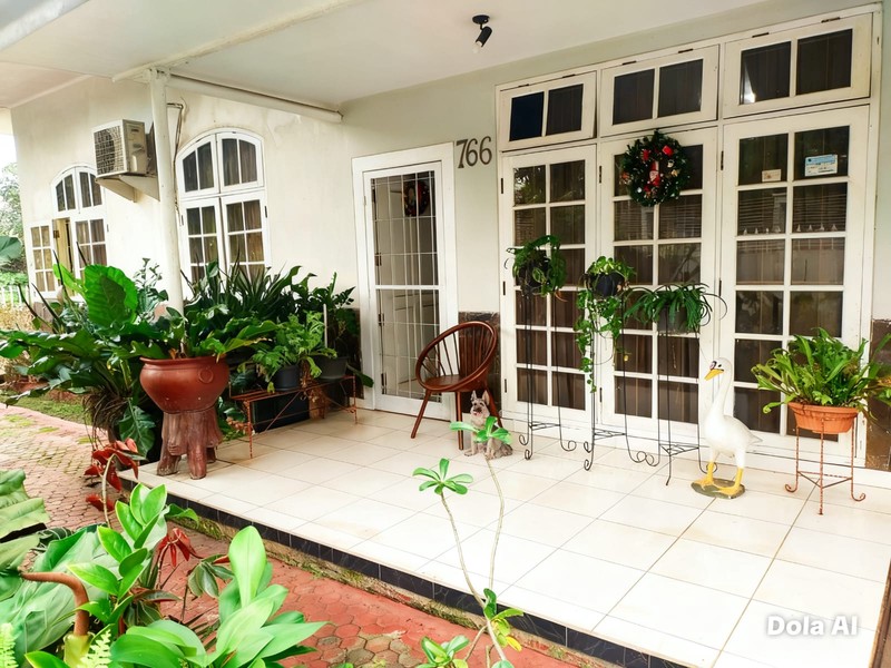 DIJUAL RUMAH TINGGAL 2LT DI HOOK, SIAP HUNI, DI CINERE