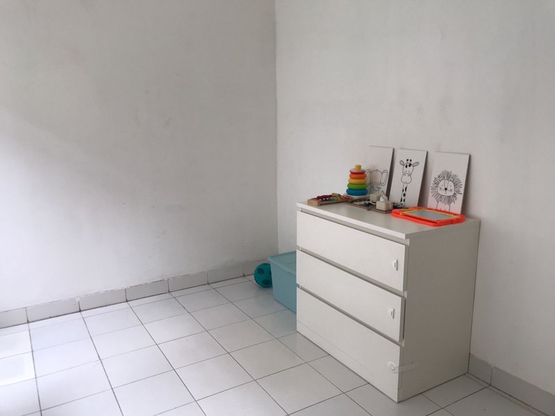 Rumah Rapih, Apik, Nyaman dan Asri di Bintaro