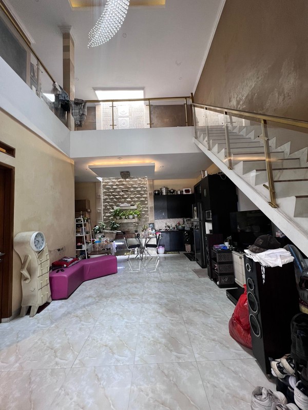 Rumah 2 Lantai Siap Huni dengan Hunian Nyaman dan Asri di Pinang, Tangerang