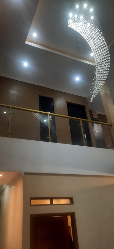 Rumah 2 Lantai Siap Huni dengan Hunian Nyaman dan Asri di Pinang, Tangerang