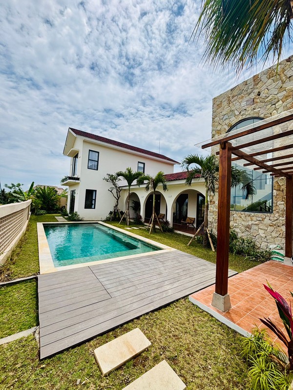 Luxurious Villa Freehold In Ubud Singekerta  Bali